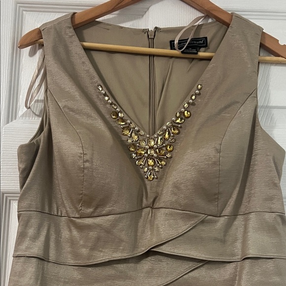 Jessica Howard Gold Women's dresses - Picture 4 of 7